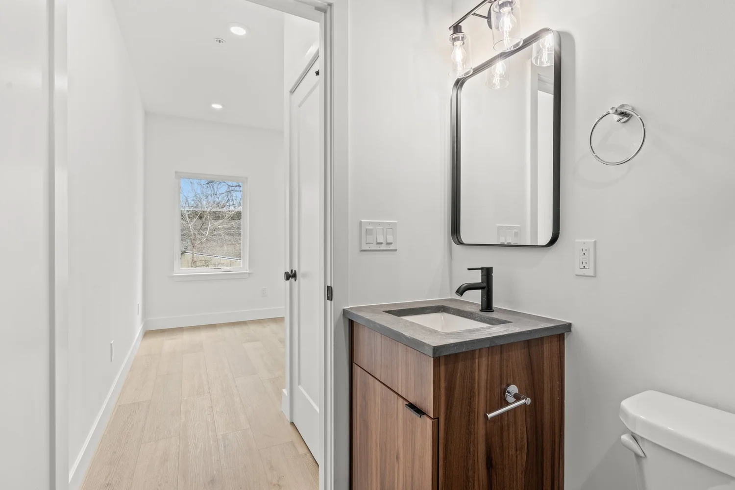 Woodland Avenue — project photograph 10