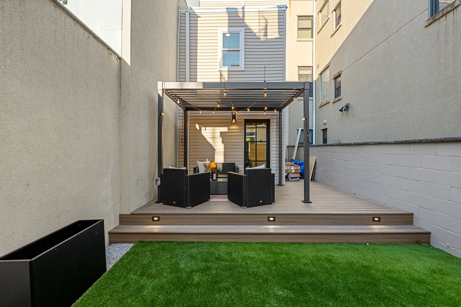 18th Street — project photograph 16